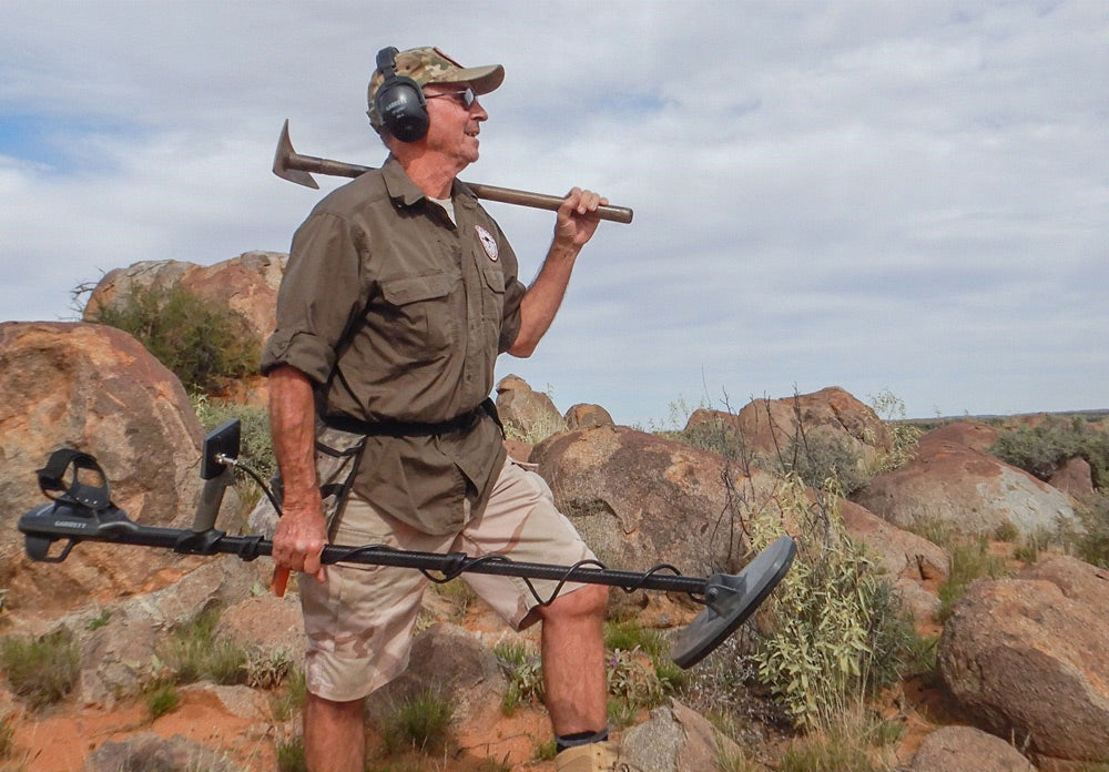 Garrett Axiom metaaldetector met MS-3 hoofdtelefoon, 13" DD en 11" Mono zoekspoel