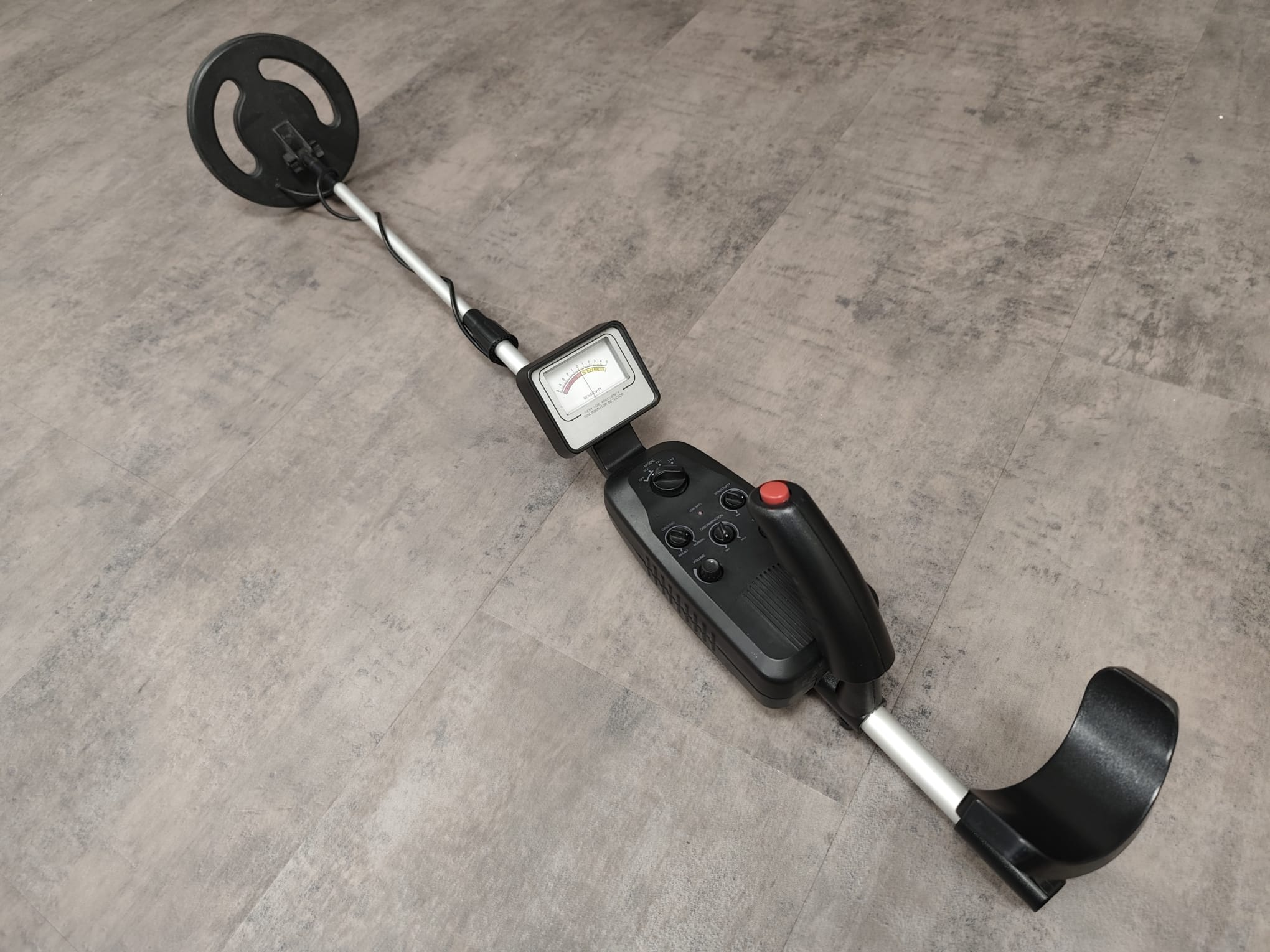 Pas ingeruild/ Black metaaldetector