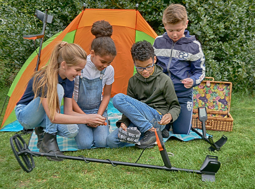 Quest X1 IDmaxX metaaldetector met gratis schepje, draagtas en hoofdtelefoon