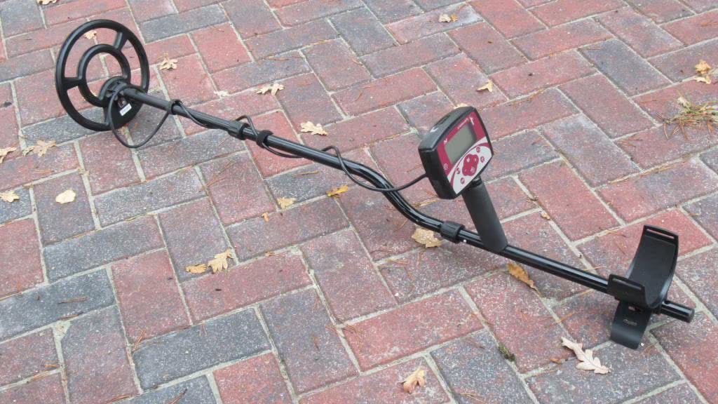 Pas ingeruild/ Minelab X-Terra 305 digitale metaaldetector