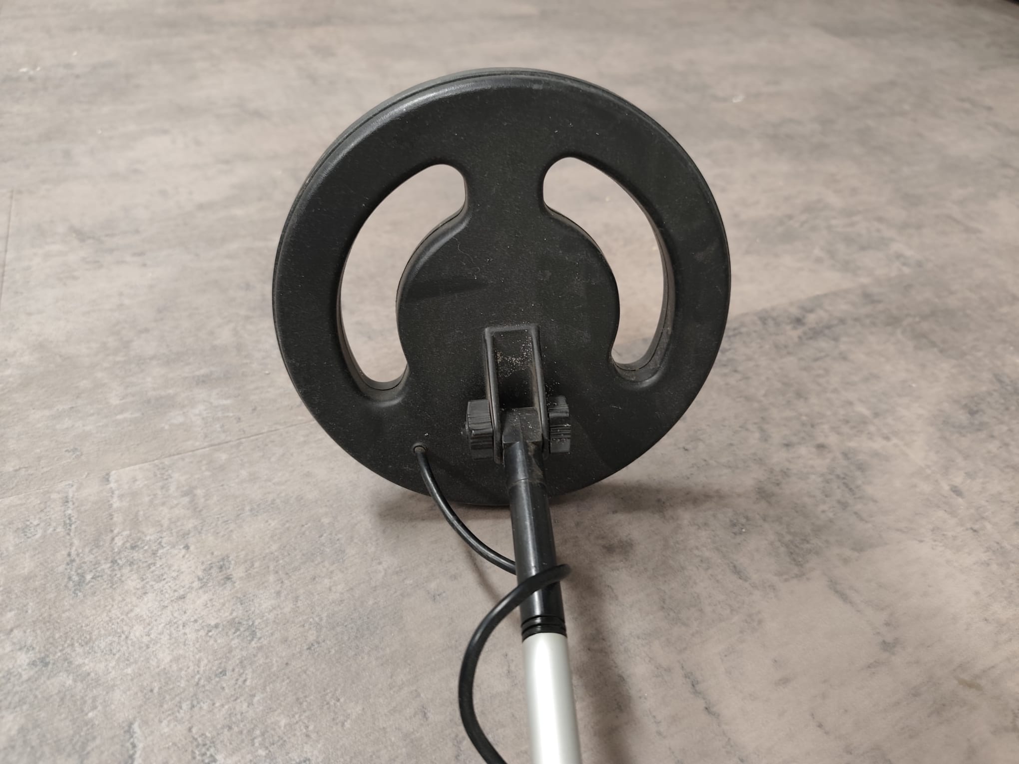 Pas ingeruild/ Black metaaldetector